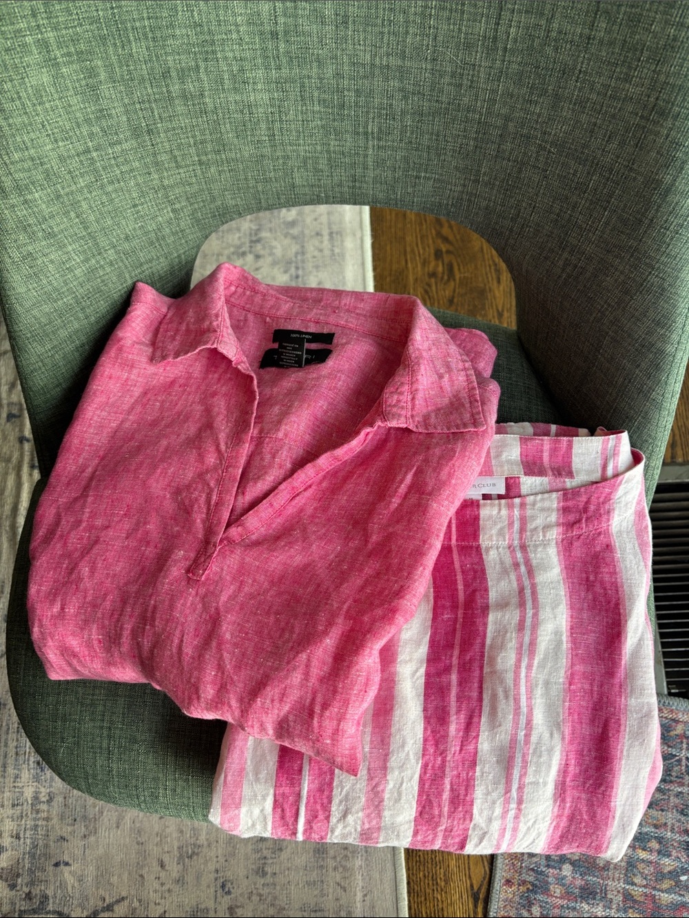 100% Linen pair of 2 women’s short sleeve Shirts Casual Summer Style tops medium